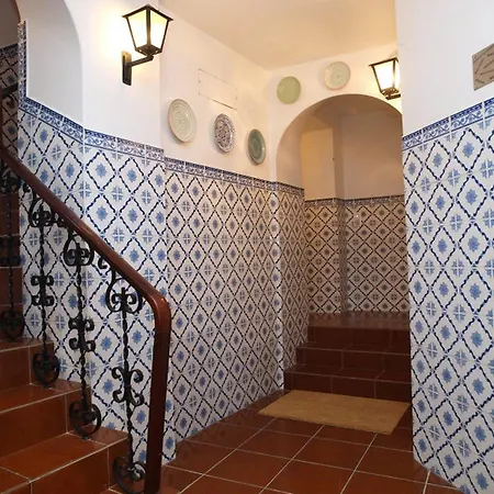 Henri's - Centre לאגוּ‏ש